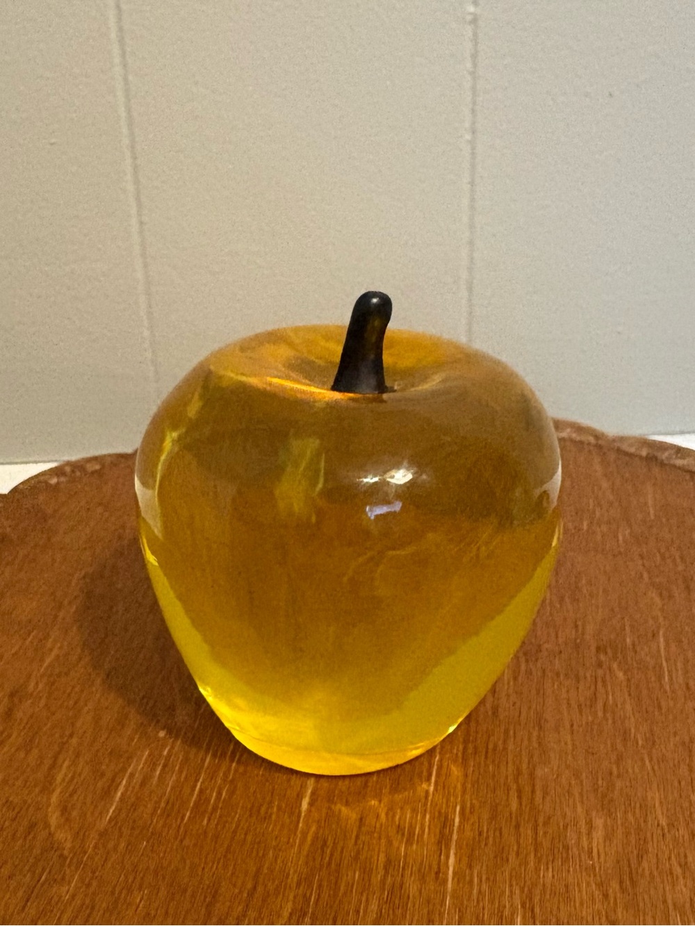 MCM Yellow Apple Translucent Resin?